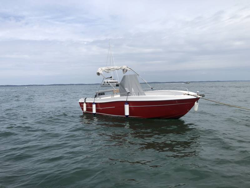 Louez au départ d'Arcachon ce magnifique ARC EYRE 6 et découvrez depuis le Bassin d'Arcachon les villes d'Andernos, d'Ares, du Cap Ferret ou bien La Hume.