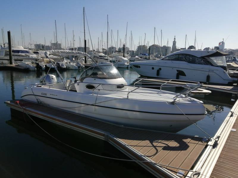 Ranieri shadow 24 toute option homologué 9 personnes