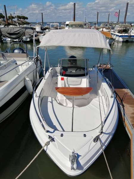 Ranieri voyager 19 homologué 6 personnes
