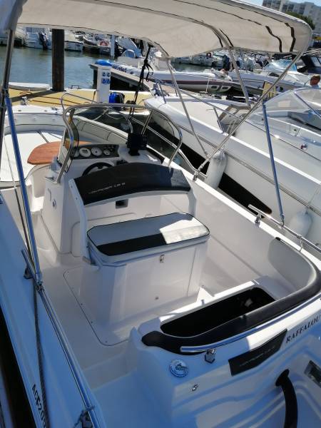 Ranieri voyager 19 homologué 6 personnes