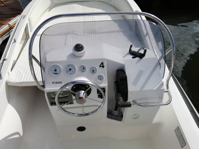 louer un bateau de la marque zar 57 louer un ZAR 57 pour découvrir l'ile aux oiseaux